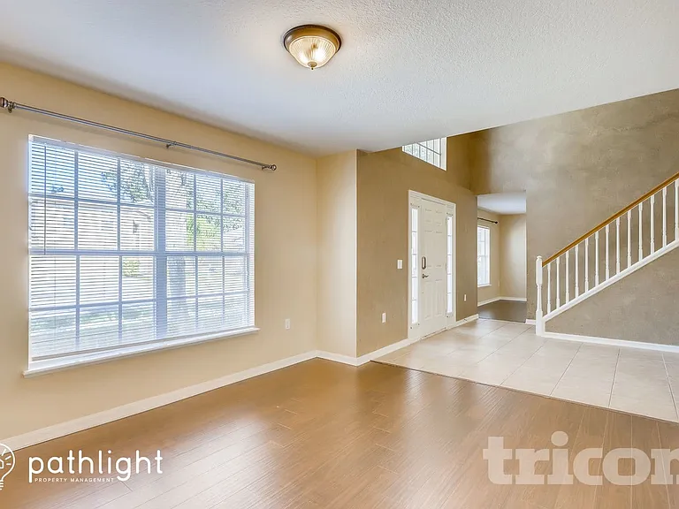 546 Granite Cir — Photo 4