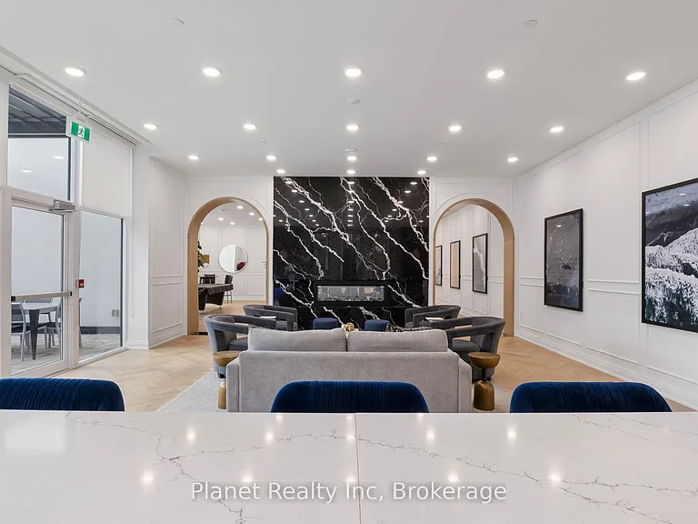 71 Wyndham St S #1006 — Photo 33