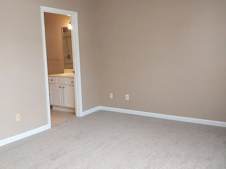 208 Callaway Chase Ln — Photo 21