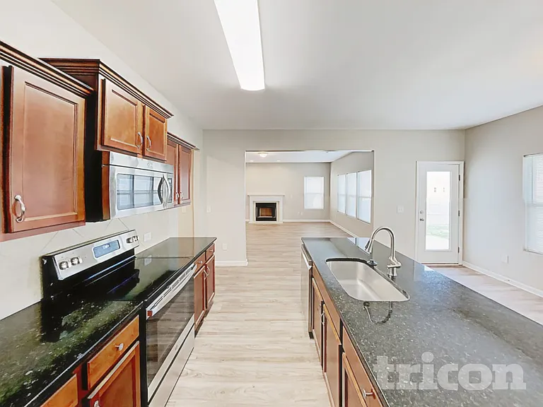 5251 Smoky Ridge Ln — Photo 8