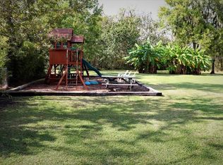 770 County Road 687, Angleton, TX 77515