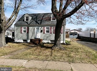 14 Dawes Ave, Ewing, NJ 08638