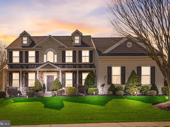 1001 Broadleaf Cir, Royersford, PA 19468