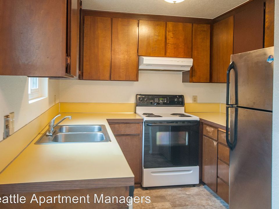 1st image of 2431 NW 57th St #2433