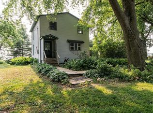 304 8th St SE, Hayfield, MN 55940