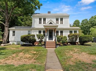 76 Pleasant St, Methuen, MA 01844