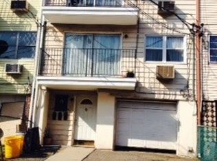 31 Mulock Pl, East Newark, NJ 07029