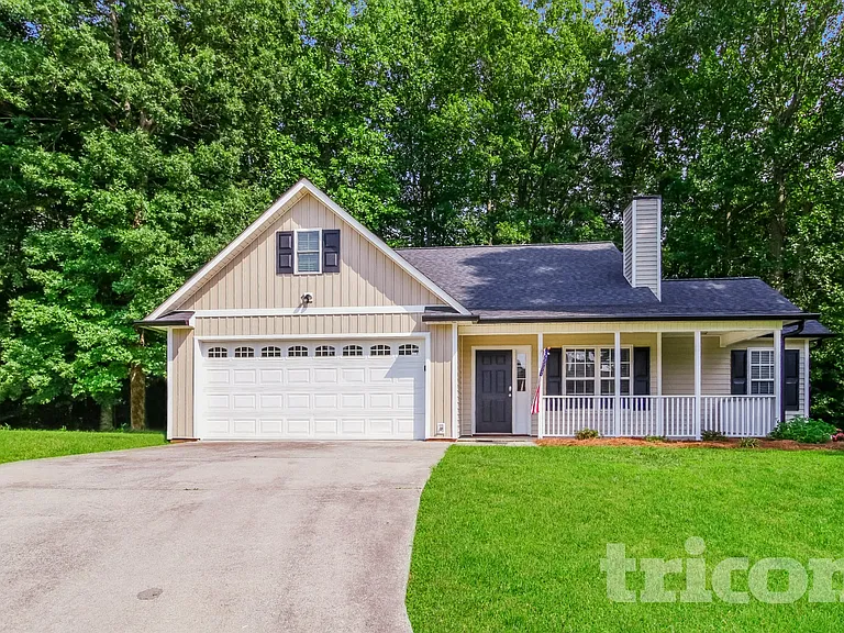 105 Haven Grove Trl — Photo 1