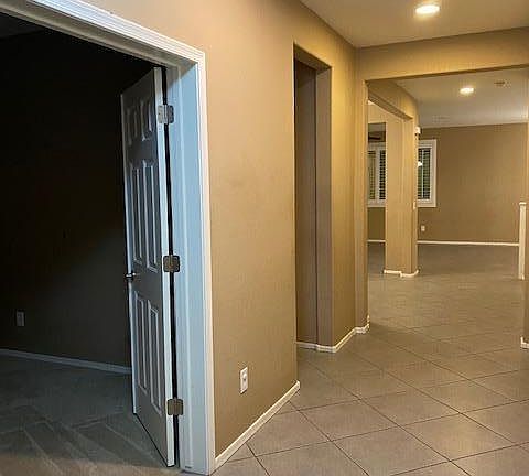 3rd image of 15615 W Jenan Dr