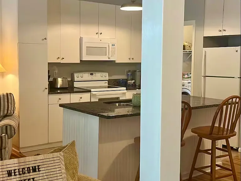 5707 Park Ave — Photo 3