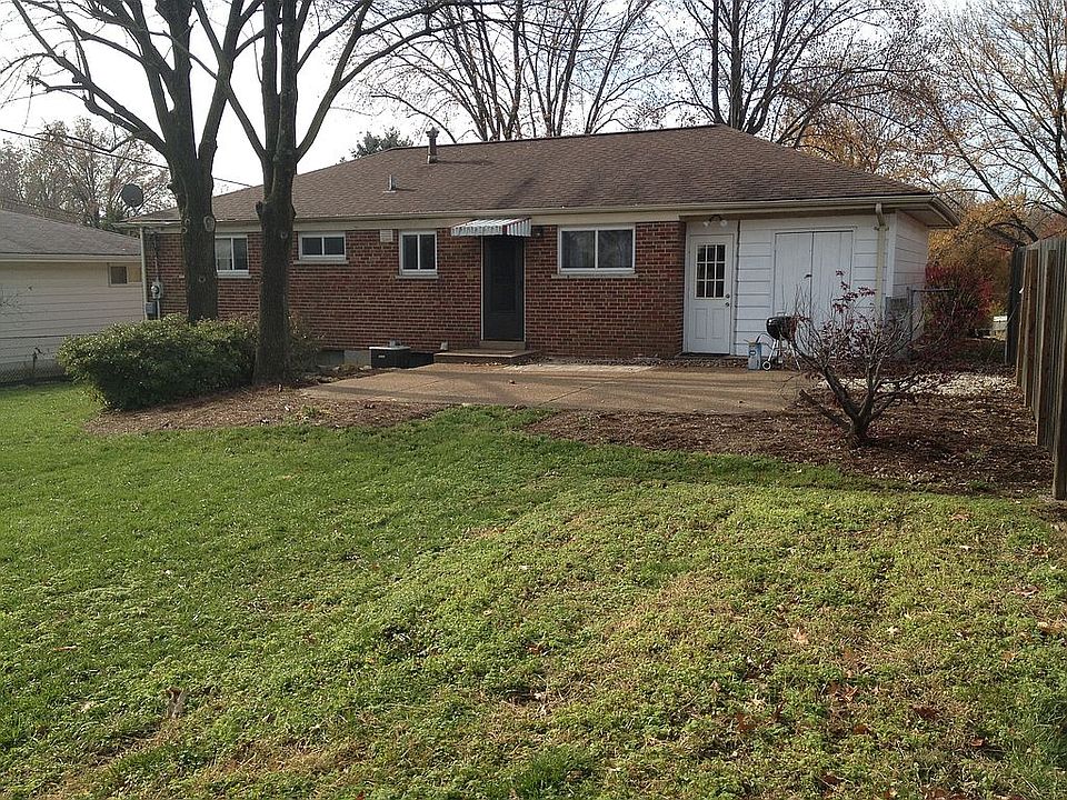 1st image of 8746 Villa Crest Dr