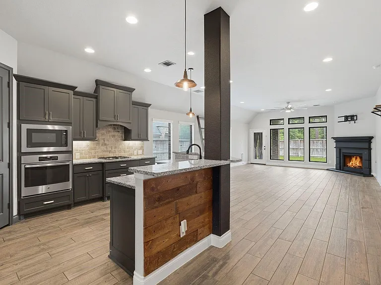 103 Boarsmen Ct — Photo 13