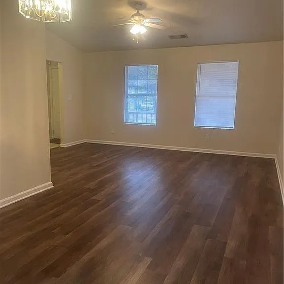 4957 N Redan Cir — Photo 2