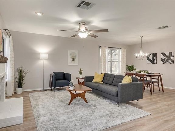 2nd image of 1905 Woodland Dr