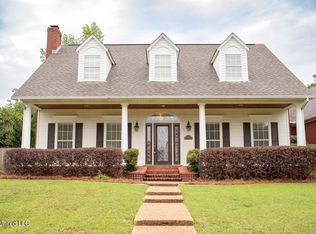 313 Thorngate Dr, Brandon, MS 39042