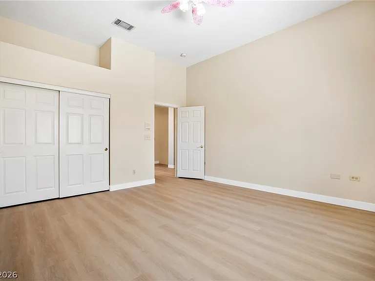 3775 Emerald Bay Cir — Photo 16
