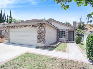849 Award Dr, Colton, CA 92324
