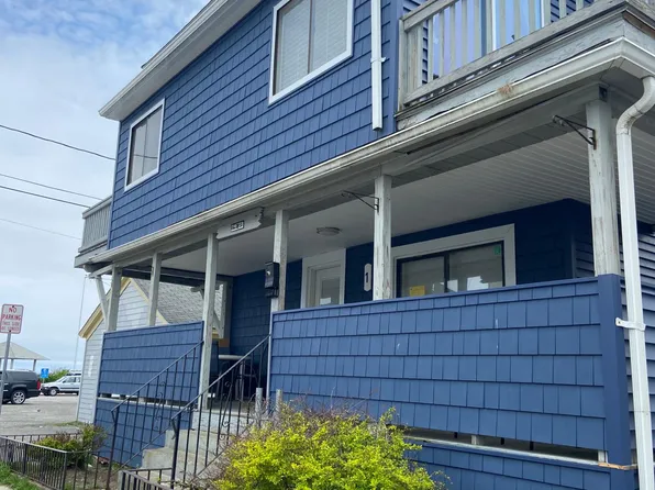 1 M St, Hampton, NH