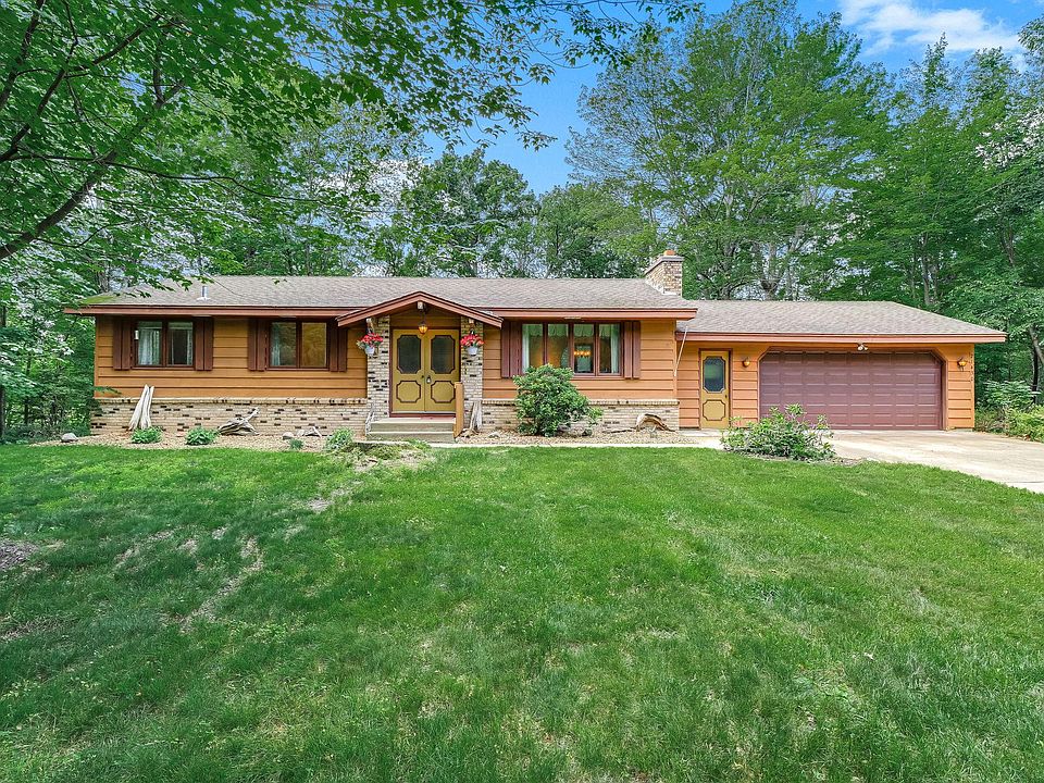 1st image of 21430 W Birchwood Cir NE