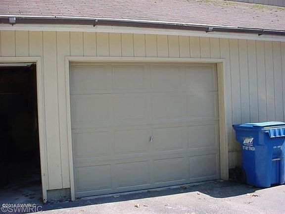 5th image of 14202 Green St