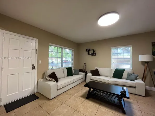 1414 NE 178th St, North Miami Beach, FL 33162