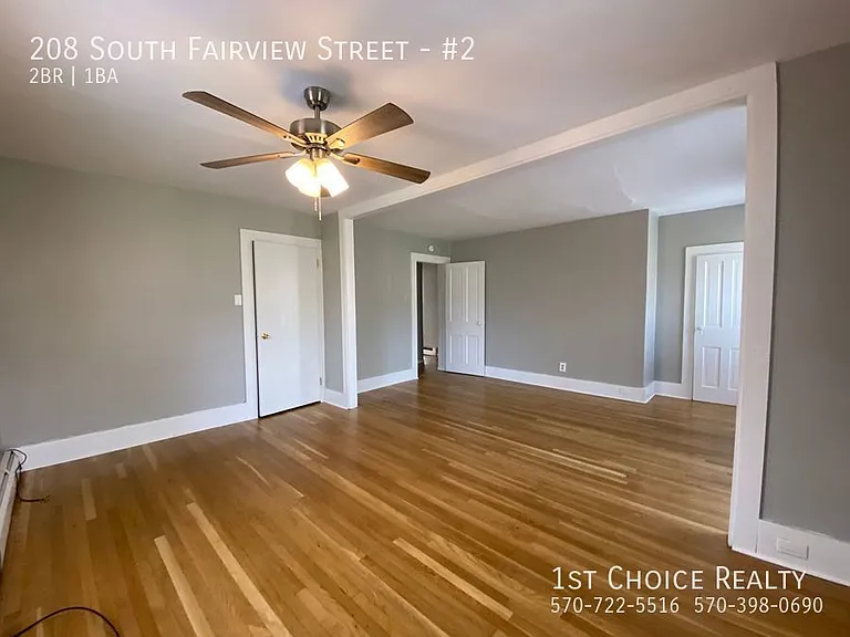 208 S Fairview St #2 — Photo 2