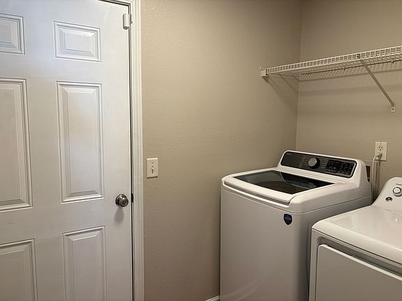 5th image of 116 Wax Myrtle Ct