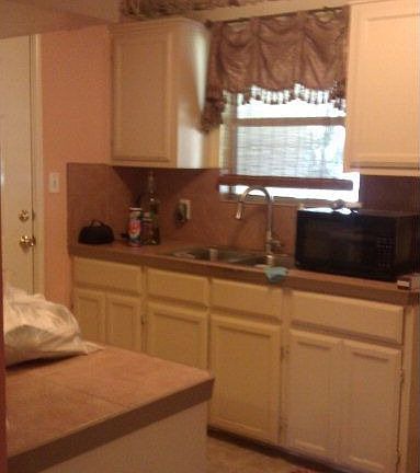 4th image of 1007 E Dawson Ln