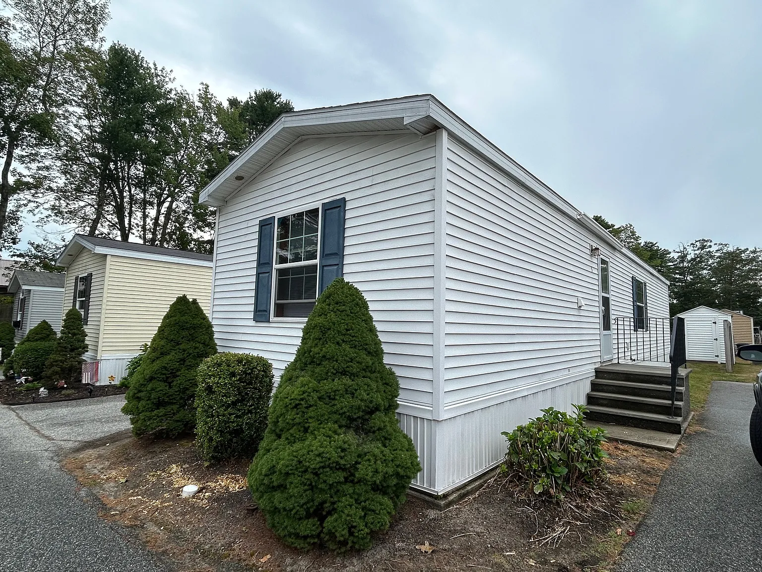 2 bed, 728 sqft, $1,700 — Photo 1