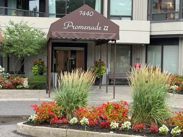 7440 Bathurst St, Vaughan, ON
