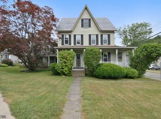 163 Main St, Newton, NJ 07860