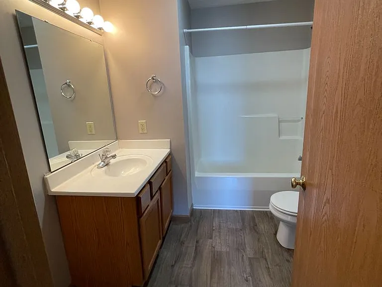 3368 Edison Dr — Photo 12
