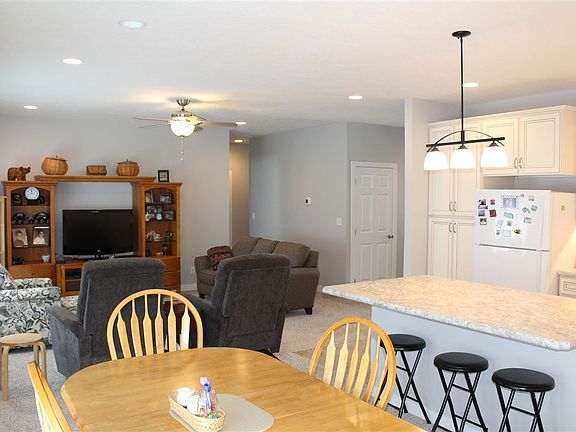 4th image of 6907 Avenue K