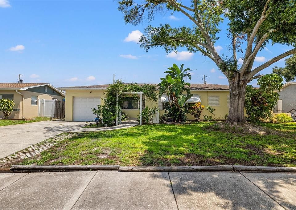 1st image of 5841 41ST AVENUE N