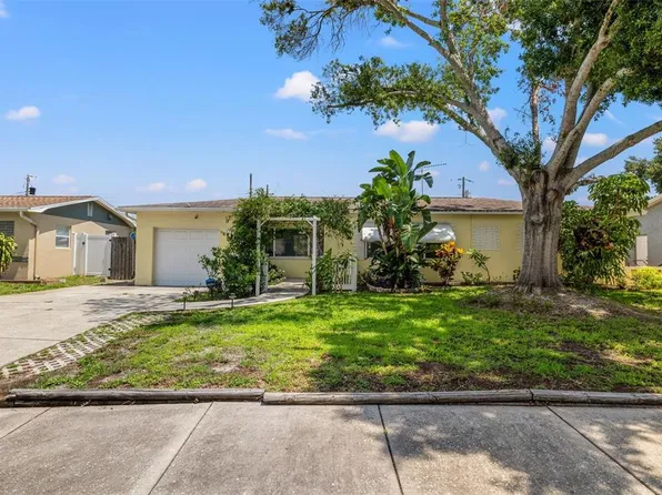 5841 41st Ave N, Saint Petersburg, FL 33709