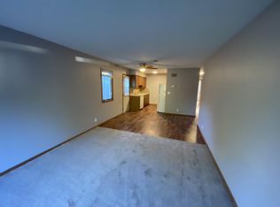 1318-1320 N 18th St, Beatrice, NE 68310