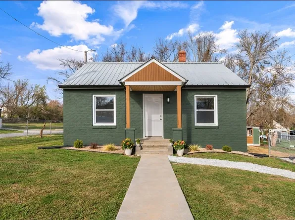 214 Peers St, McMinnville, TN 37110