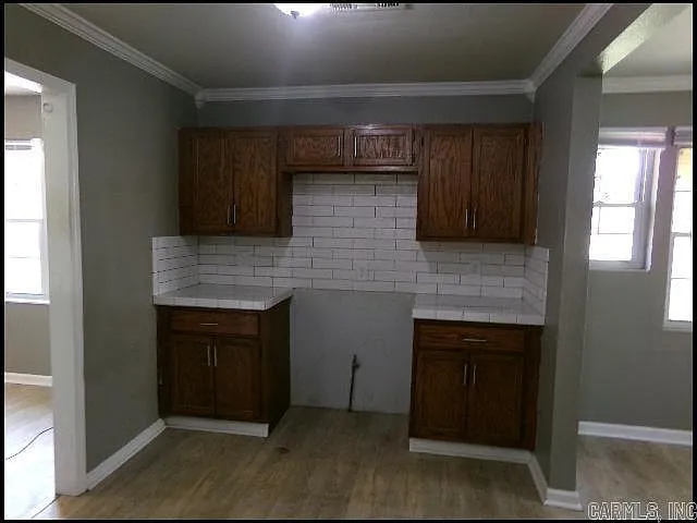 1721 Tulane Ave — Photo 11