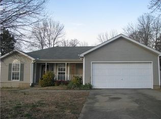 439 Randall Ln, La Vergne, TN 37086
