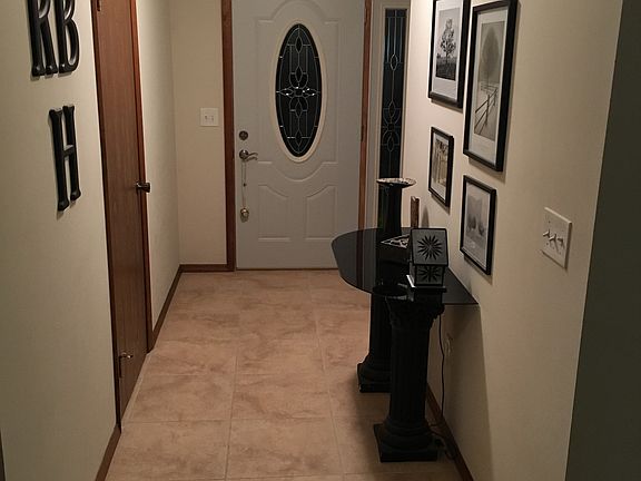 4th image of 7076 Woodcroft Dr