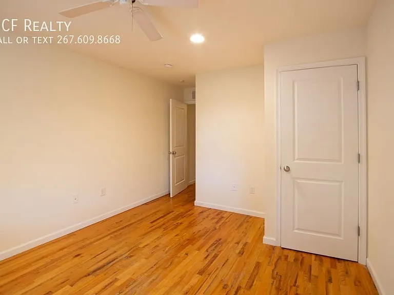 330 N Preston St #UPPER LEVEL — Photo 27