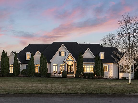 2nd image of 9003 Pointe Cross Ln