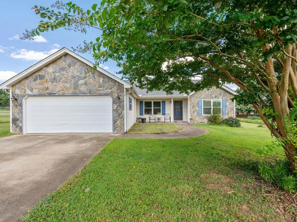 206 Fisher Lake Rd, Lyman, SC 29365