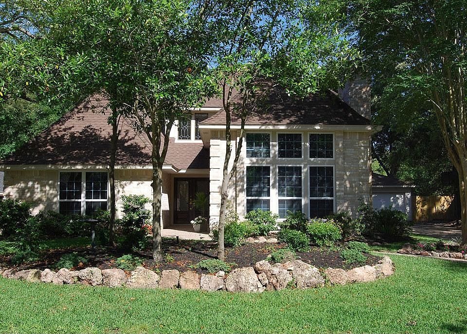1st image of 2918 Eagle Creek Dr