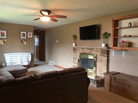 2nd image of 4212 Lisa Ln