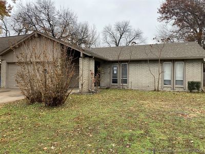 10735 E 29th Pl, Tulsa, OK, 74129