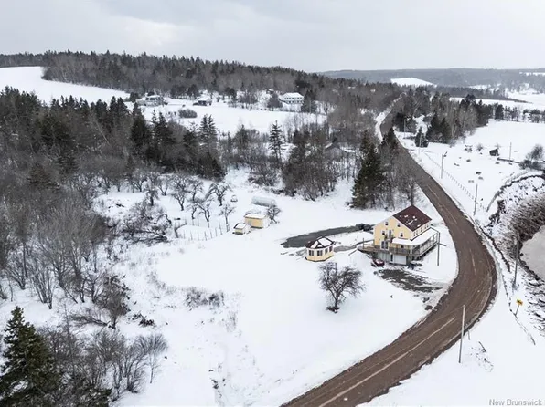 186 Marys Point Rd, Harvey, NB E4H 2N1