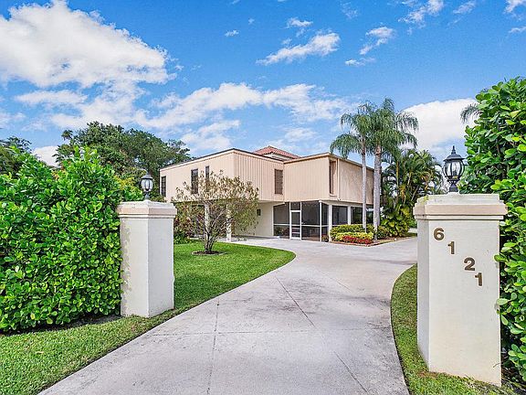 5th image of 6121 Fountain Palm Dr