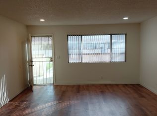 21645 Powhatan Rd APT 3, Apple Valley, CA 92308