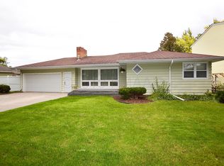97 18th Ave N, Fargo, ND 58102